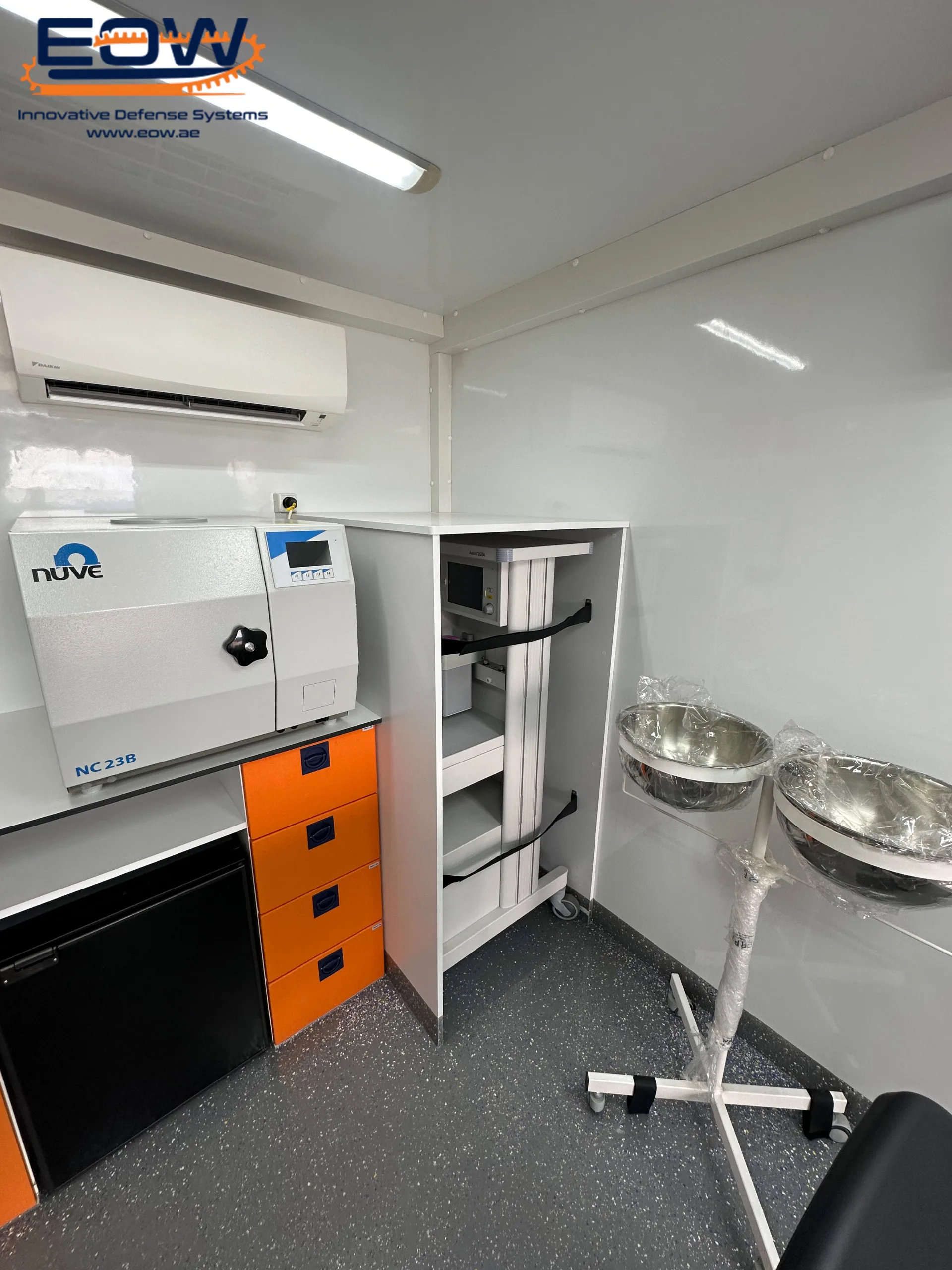 Surgical Mobile Clinic Toyota Hino 300 Box type - Image 19