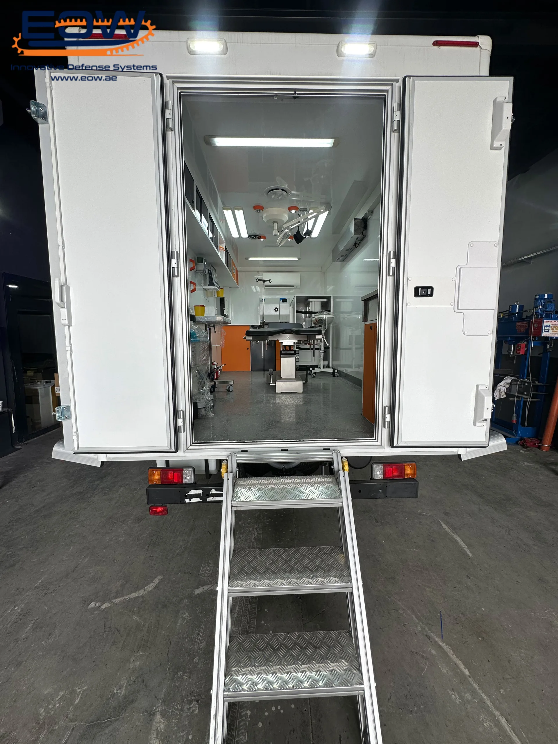 Surgical Mobile Clinic Toyota Hino 300 Box type - Image 6